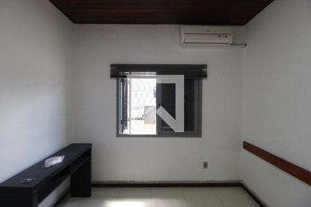 Casa à venda com 3 quartos, 200m² em Floresta, Porto Alegre