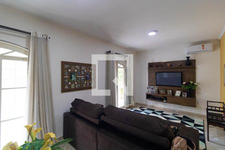 Sala 01 de casa à venda com 4 quartos, 284m² em Jardim Eulina, Campinas