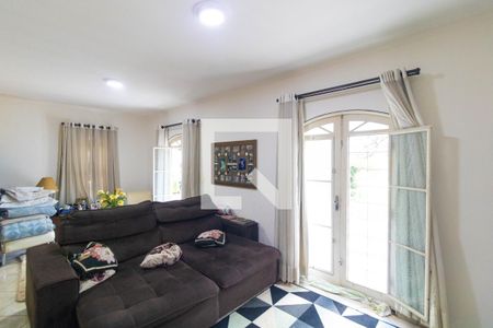 Sala 01 de casa à venda com 4 quartos, 284m² em Jardim Eulina, Campinas