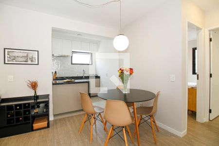 Sala de Estar e Jantar de apartamento à venda com 2 quartos, 56m² em Jardim Paulista, São Paulo