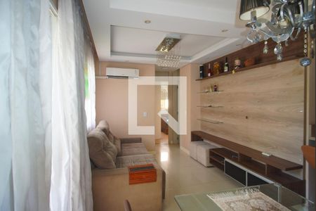 Sala de apartamento à venda com 2 quartos, 67m² em Humaitá, Porto Alegre