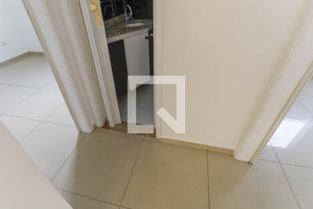 Corredor  de apartamento à venda com 2 quartos, 55m² em Cidade Ademar, Diadema