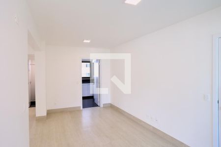 Sala de apartamento para alugar com 2 quartos, 79m² em Lourdes, Belo Horizonte