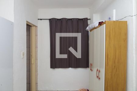 Casa à venda com 1 quarto, 340m² em Vila Carmosina, São Paulo