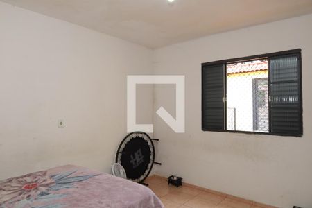 Quarto de casa à venda com 1 quarto, 340m² em Vila Carmosina, São Paulo