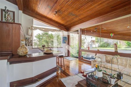 Casa de Condomínio à venda com 4 quartos, 500m² em Santo Amaro, São Paulo