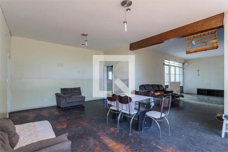 Casa à venda com 4 quartos, 310m² em Vila Nova Caledonia, São Paulo