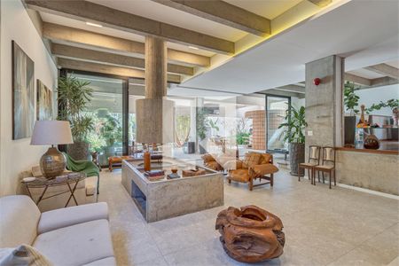 Casa à venda com 4 quartos, 770m² em Santo Amaro, São Paulo