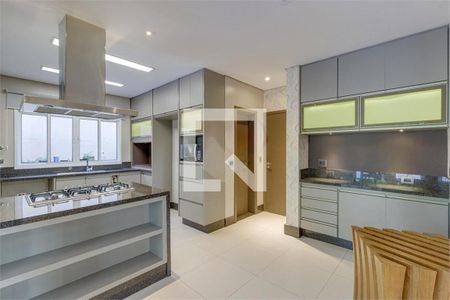 Casa à venda com 4 quartos, 421m² em Jardim Santo Amaro, São Paulo