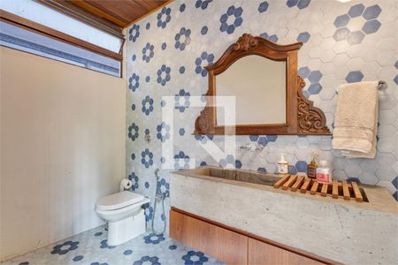 Casa à venda com 5 quartos, 600m² em Santo Amaro, São Paulo