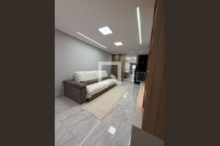 Casa à venda com 3 quartos, 190m² em Vila Carrão, São Paulo