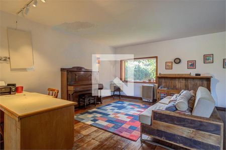 Casa à venda com 3 quartos, 337m² em Santo Amaro, São Paulo