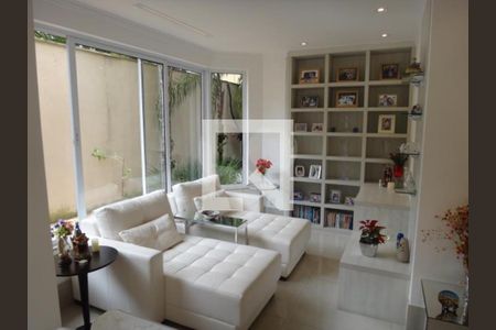 Casa à venda com 5 quartos, 720m² em Santo Amaro, São Paulo