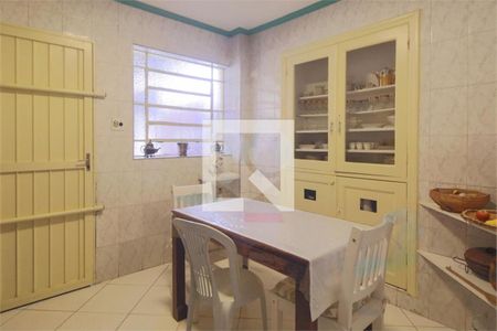 Casa à venda com 3 quartos, 200m² em Jardim Paulistano, São Paulo