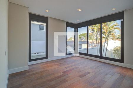 Casa à venda com 3 quartos, 423m² em Granja Julieta, São Paulo