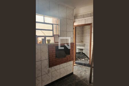 Casa à venda com 2 quartos, 140m² em Vila Pereira Cerca, São Paulo