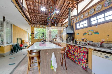 Casa à venda com 5 quartos, 566m² em Vila Nova Caledonia, São Paulo