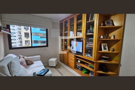 Apartamento à venda com 4 quartos, 173m² em Icaraí, Niterói