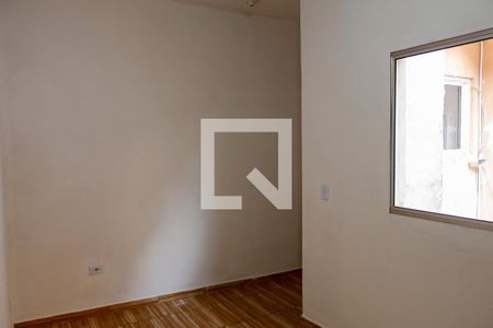 Quarto 2 de casa para alugar com 2 quartos, 230m² em Recanto das Rosas, Osasco