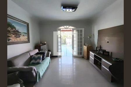 Sala de casa para alugar com 4 quartos, 234m² em Padre Eustáquio, Belo Horizonte