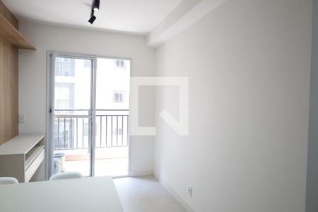 Sala/Cozinha de apartamento para alugar com 2 quartos, 38m² em Vila Isa, São Paulo