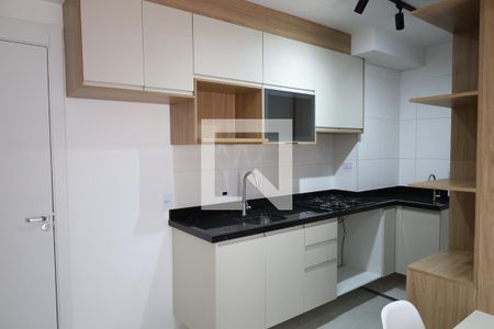 Sala/Cozinha de apartamento para alugar com 2 quartos, 38m² em Vila Isa, São Paulo