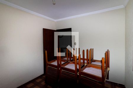 Quarto 1 de casa para alugar com 3 quartos, 400m² em Vila Lucia, São Paulo