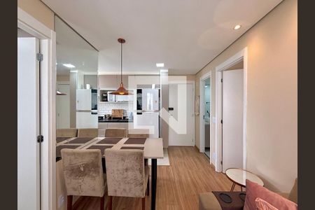 Sala de apartamento para alugar com 2 quartos, 33m² em Santo Amaro, São Paulo