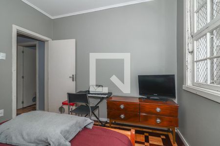 Quarto de apartamento à venda com 2 quartos, 118m² em Santa Cecília, Porto Alegre
