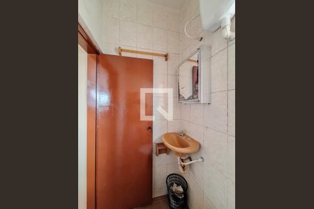 Banheiro Social de casa para alugar com 1 quarto, 50m² em Vila Renato (zona Norte), São Paulo