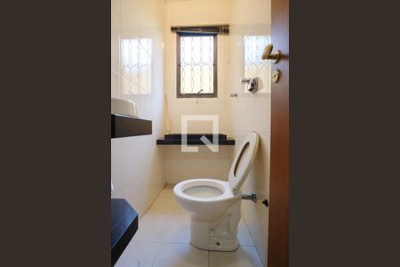 Lavabo de casa para alugar com 3 quartos, 125m² em Chácara Seis de Outubro, São Paulo