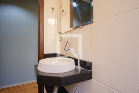 Lavabo de casa para alugar com 3 quartos, 125m² em Chácara Seis de Outubro, São Paulo