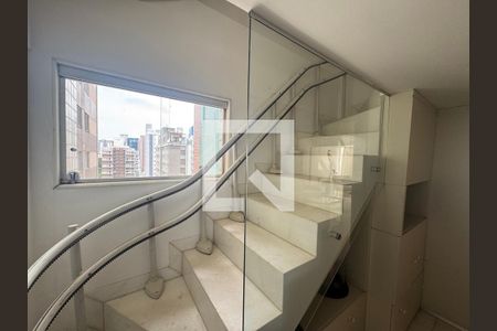 Sala de apartamento para alugar com 3 quartos, 180m² em Funcionários, Belo Horizonte