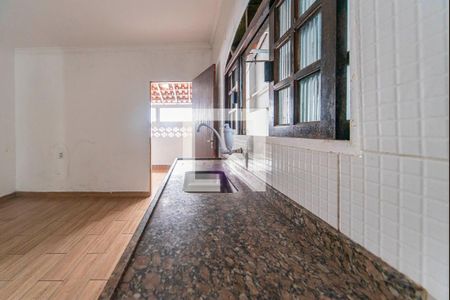 Sala/Cozinha de casa para alugar com 1 quarto, 50m² em Parque Gerassi, Santo André