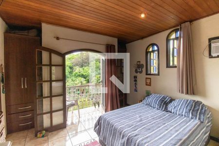 Suíte 1 de casa à venda com 2 quartos, 244m² em Sapê, Niterói