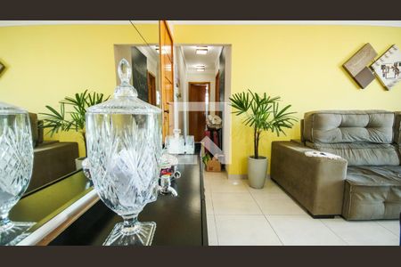 Sala de apartamento para alugar com 2 quartos, 80m² em Vila Caiçara, Praia Grande