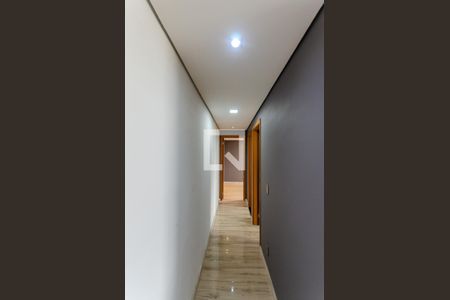 Corredor de apartamento para alugar com 2 quartos, 44m² em Jardim Iris, São Paulo