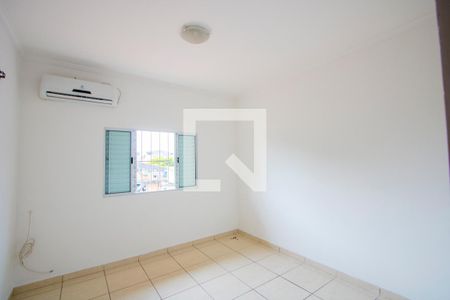 Quarto 1 - Suíte de casa para alugar com 2 quartos, 150m² em Jardim Irene, Santo André