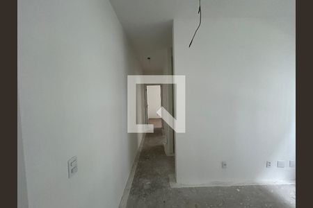 Corredor de apartamento à venda com 2 quartos, 39m² em Bonsucesso, Rio de Janeiro