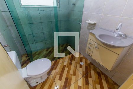 Banheiro de casa para alugar com 2 quartos, 80m² em Jardim Imperador (zona Leste), São Paulo