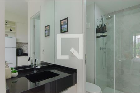 Banheiro de kitnet/studio para alugar com 1 quarto, 27m² em Vila Mariana, São Paulo
