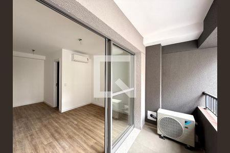 Sacada  de kitnet/studio para alugar com 0 quarto, 29m² em Vila Santa Catarina, São Paulo