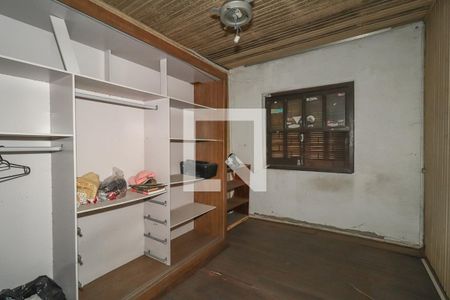 Quarto de casa à venda com 3 quartos, 250m² em Sarandi, Porto Alegre