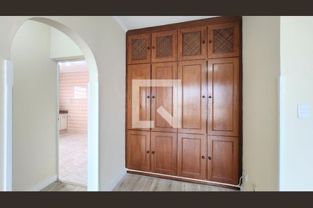 Detalhe Sala de apartamento para alugar com 1 quarto, 80m² em Aparecida, Santos