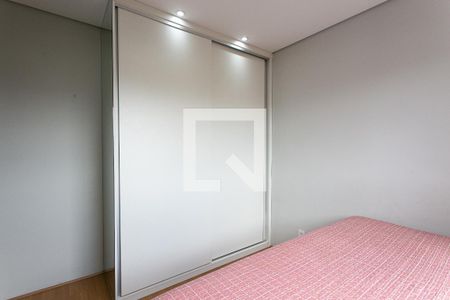 Quarto 1 de apartamento para alugar com 2 quartos, 40m² em Penha de França, São Paulo