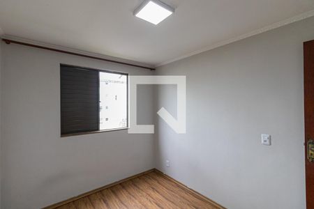 Quarto 1 de apartamento para alugar com 2 quartos, 50m² em Vila Silvia, São Paulo