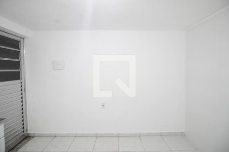 Sala/Quarto/Cozinha de kitnet/studio para alugar com 1 quarto, 10m² em Quarta Parada, São Paulo
