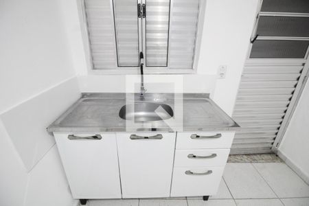 Sala/Quarto/Cozinha de kitnet/studio para alugar com 1 quarto, 10m² em Quarta Parada, São Paulo