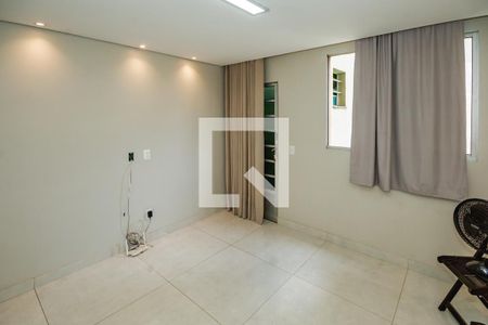 Sala de apartamento para alugar com 2 quartos, 48m² em Santa Monica, Belo Horizonte