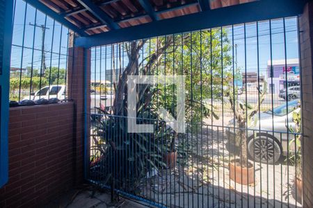 Vista da Sala de casa para alugar com 4 quartos, 2000m² em Aberta dos Morros, Porto Alegre